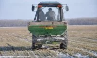 Підживлення озимих культур